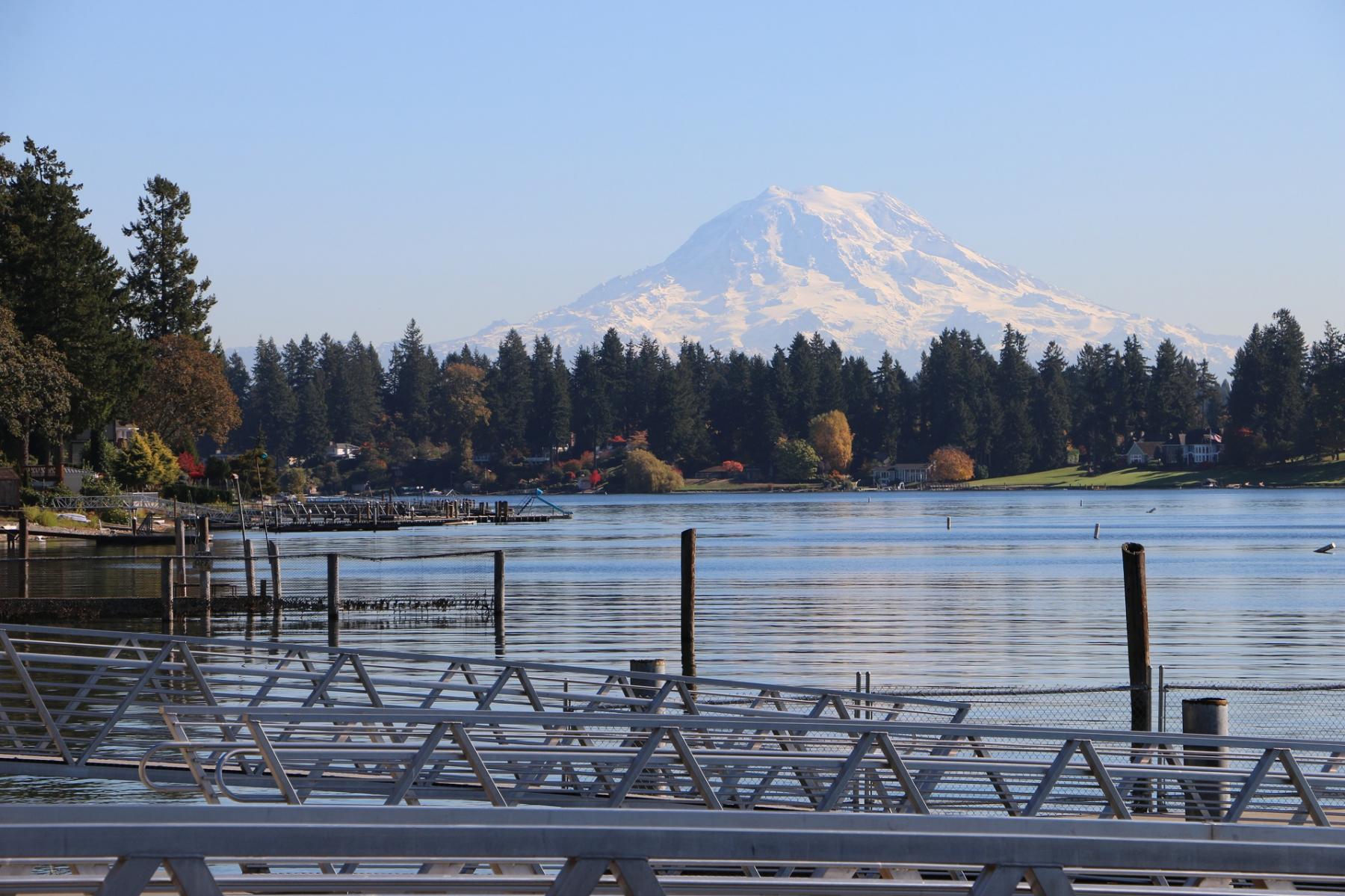 Activities at the Lake near Tacoma, WA